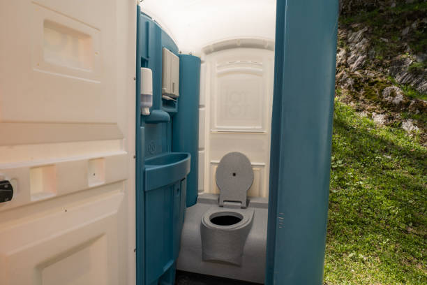 Best Construction site porta potty rental  in Wahese, NC